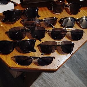 Foster Grant Black and Brown Men's Glasses